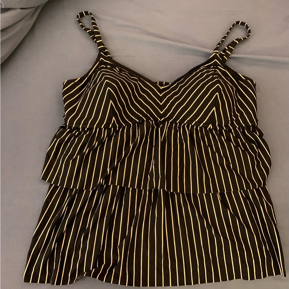Size 12 swim top with layers for flattering tummy